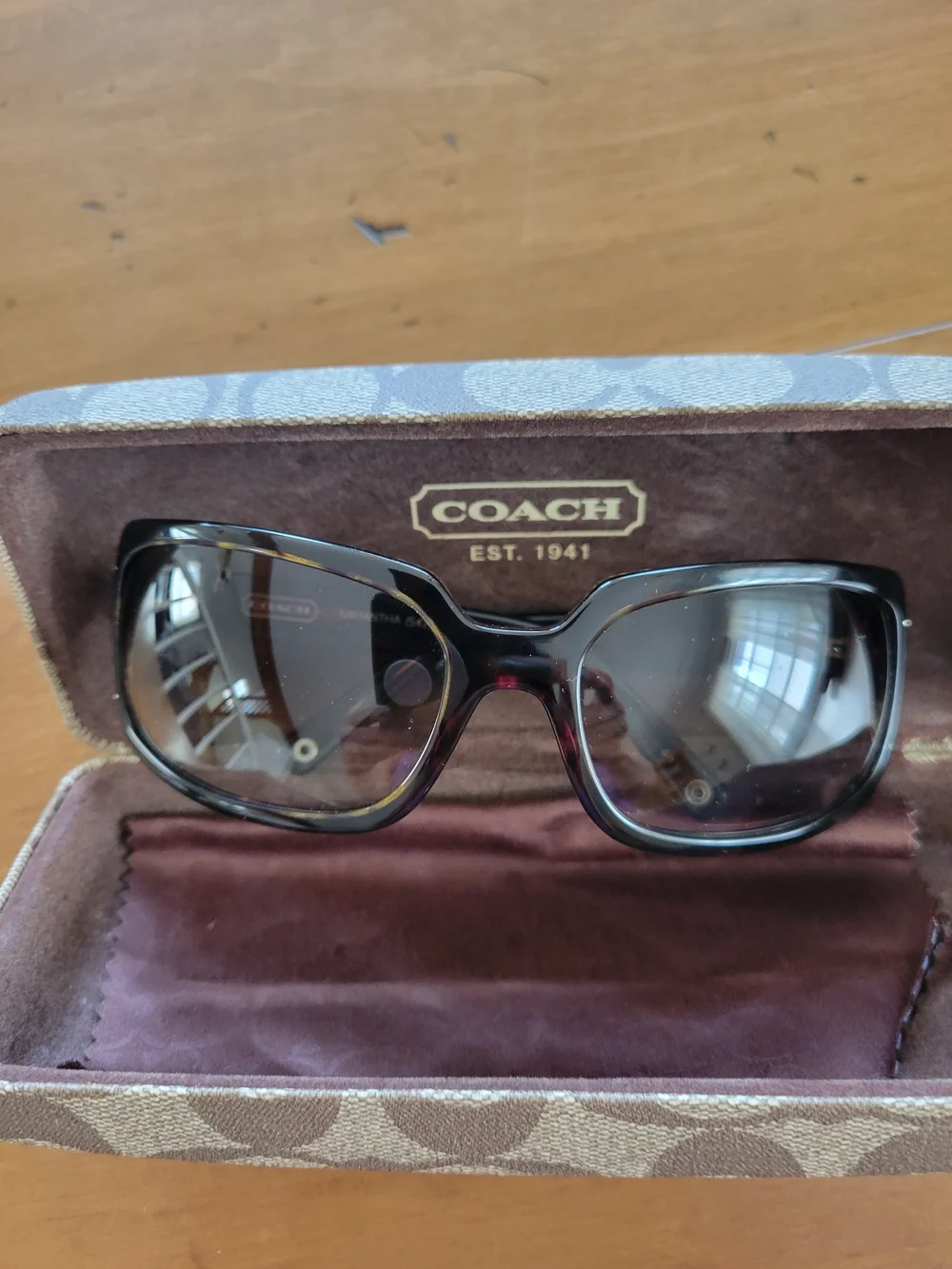 Coach Women's Vintage Samantha  Sunglasses